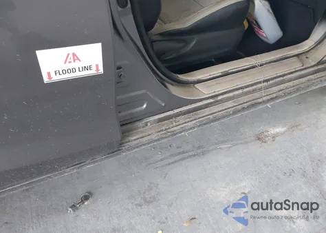 2015 Toyota Camry Hybrid Se from USA, damaged, VIN 4T1BD1FK9FU152304